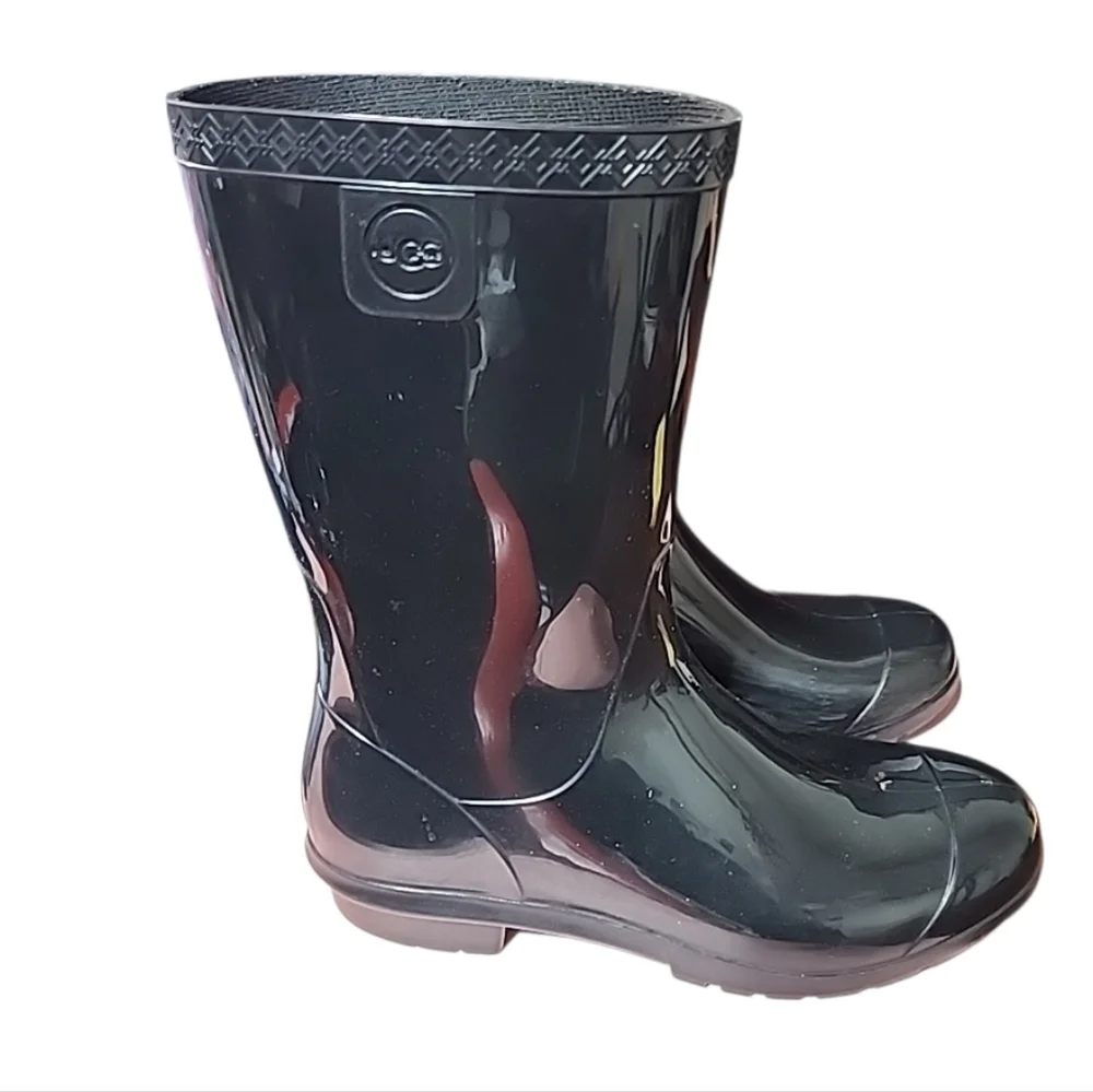Ugg Black Rain Boots. Size 6